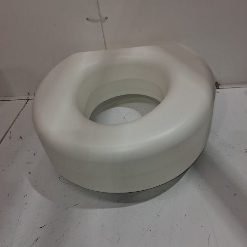 HEALTHSMART PORTABLE ELEVATED ROUND TOILET SEAT RISER WITH SLIP RESISTANT PADS - 5" RAISED - WHITE (MODEL: 522-1508-1901) image 2