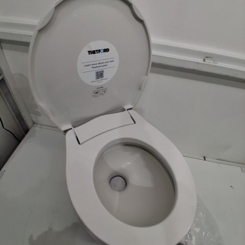 THETFORD AQUA-MAGIC VI LOW PROFILE RV TOILET - WHITE (MODEL: 31833) image 3