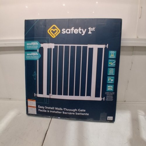 SAFETY 1ST EASY INSTALL WALK THROUGH BABY GATE - 29" - 38" X 28" - WHITE (MODEL: GA105CWHOF2) image 3