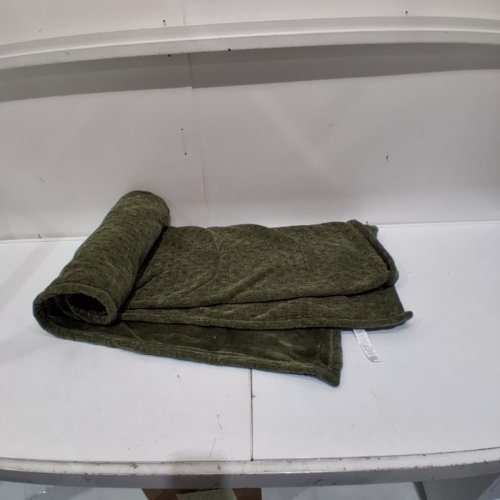 BERKSHIRE CHENILLE KNIT THROW BLANKET - 60" X 70" - GREEN (MODEL: 1901562) image 2