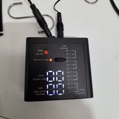 GROWBUDDY SOLAR AUTOMATIC DRIP IRRIGATION SYSTEM - 12 TIMERS, 15M TUBING - BLACK image 2