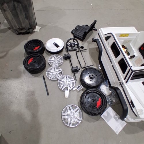 COSTWAY KIDS RIDE ON MERCEDES BENZ WITH RC REMOTE CONTROL AND TRUNK - 12V - WHITE (MODEL:TY328021WH) image 4