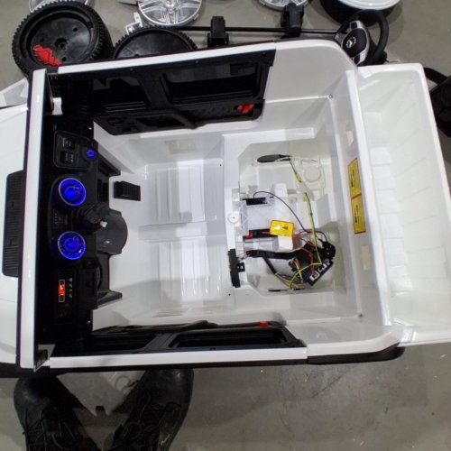 COSTWAY KIDS RIDE ON MERCEDES BENZ WITH RC REMOTE CONTROL AND TRUNK - 12V - WHITE (MODEL:TY328021WH) image 7