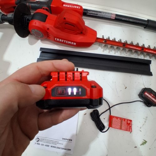 CRAFTSMAN 20V MAX POLE CORDLESS HEDGE TRIMMER - 18" - RED (MODEL: CMCPHT818D1) image 2