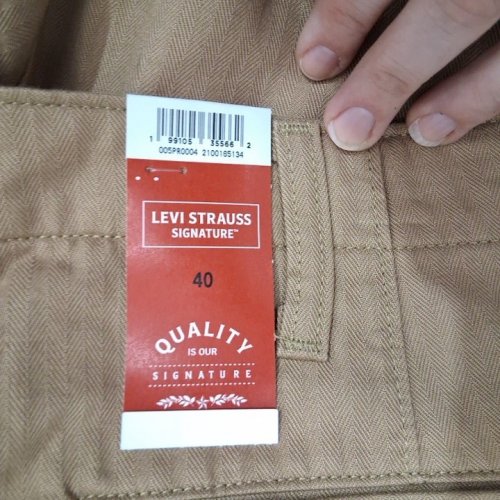 MENS LEVI STRAUSS SIGNATURE LOOSE CARGO SHORTS - 12" INSEAM - 40 - DARK KHAKI (STYLE: 005PR0004) image 2