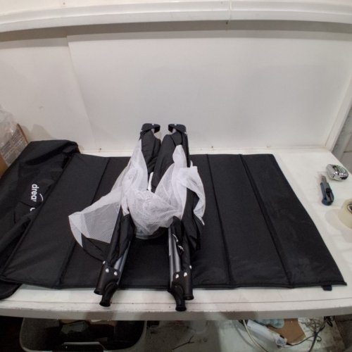 DREAM ON ME PORTABLE PLAY YARD NEST WITH CARRY BAG - BLACK/WHITE (MODEL: ‎436-BLK) image 2