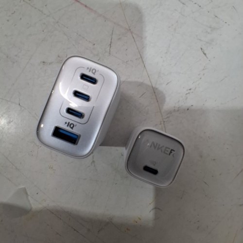 ANKER FAST CHARGING KIT WITH 2 USB-C CABLES - 70W + 30W - WHITE image 4