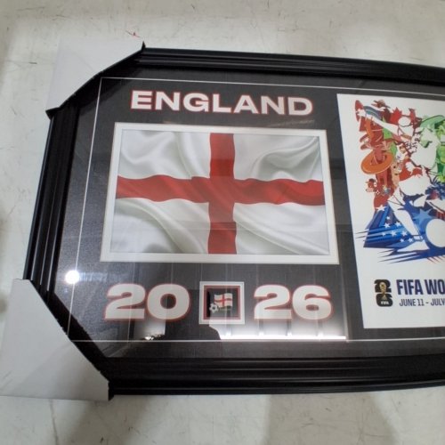 FRAMED TEAM ENGLAND FIFA WORLD CUP POSTER - 15" X 24" - BLACK FRAME (ITEM: 71-259) image 4