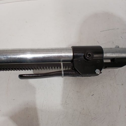 HEAVY-DUTY ADJUSTABLE CARGO BAR WITH NON-SLIP FOOT PADS - 59" TO 73" - SILVER/BLACK (MODEL: CB1203SV) image 5