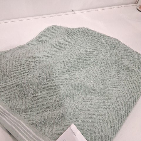 CARO HOME BATH TOWELS - 30" X 58" - GREEN (MODEL:1945885) image 2