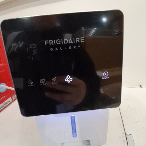 FRIGIDAIRE COUNTERTOP TOUCHSCREEN CHEWABLE NUGGET ICE MAKER WITH AUTO SELF CLEANING - 33LBS/DAY - WHITE (MODEL: EFIC232-WHITE) image 2