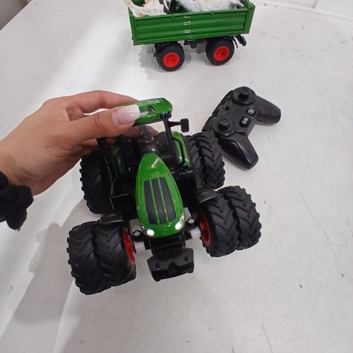 UARZT REMOTE CONTROLLED TRACTOR & TRAILER SET WITH 2 ANIMALS - GREEN (MODEL: 6645) image 3