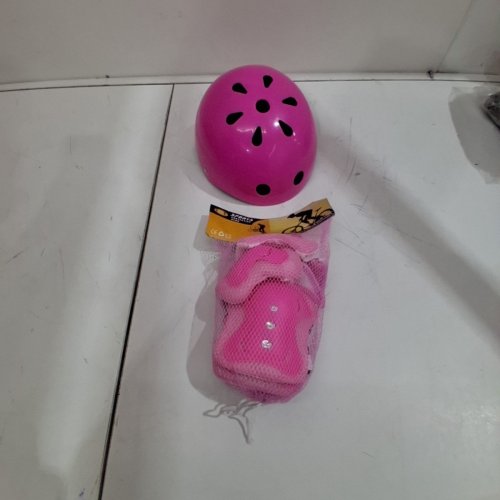 7PC KID'S HELMET AND PROTECTIVE PADS GEAR SET - PINK image 2