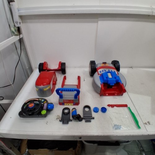 (FRENCH EDITION) VTECH GET GROWING TRACTOR & MOWER RIDE-ON image 3