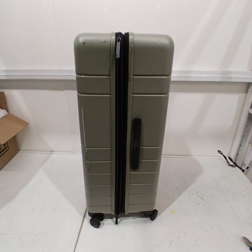 ROOTS TRAVEL COLLECTION HARDSIDE LUGGAGE WITH SPINNER WHEELS & TSA LOCK - 28" - SAGE GREEN (MODEL: RO10178) image 3
