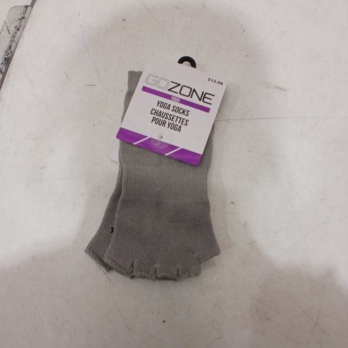 GOZONE YOGA SOCKS - GREY image 2