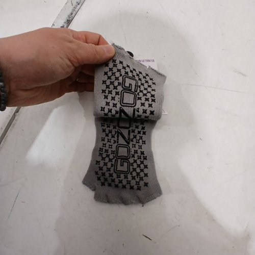 GOZONE YOGA SOCKS - GREY image 3