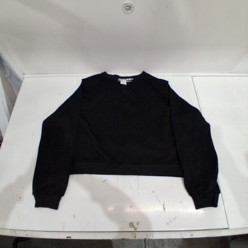 SZSY V-NECK KNIT TOP - 160/84A SIZE SMALL/MEDIUM - BLACK image 2