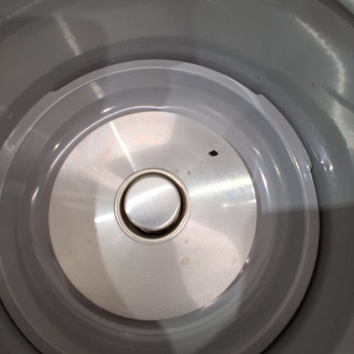 STARFRIT 10 CUP RICE COOKER WITH CERAMIC COATING - GREY (MODEL: 024739) image 4