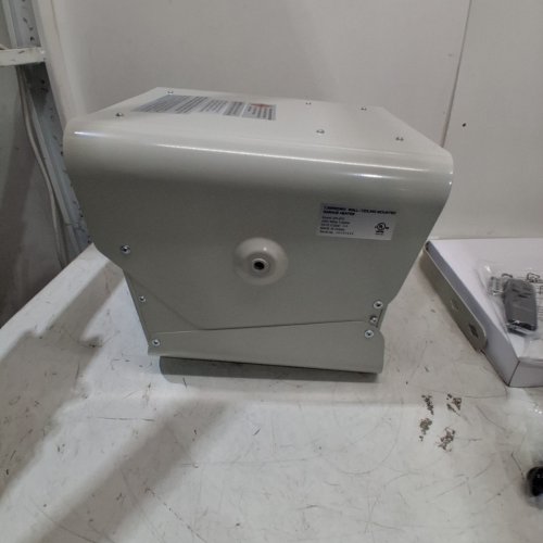 DR. INFARED HEATER WALL/CELING MOUNTED HEATER WITH REMOTE - 240 VOLT (MODEL: DR-975) image 4