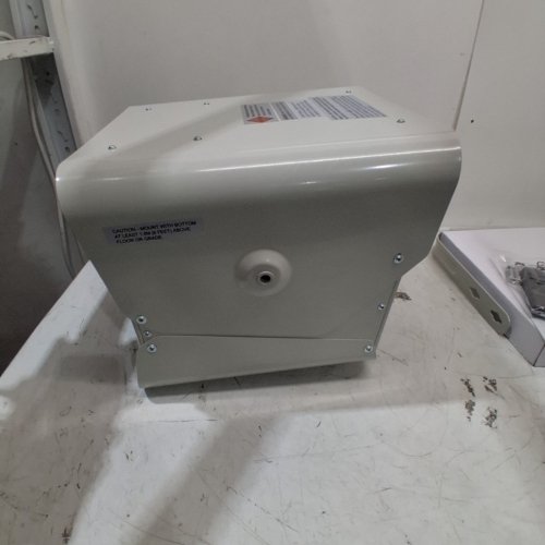 DR. INFARED HEATER WALL/CELING MOUNTED HEATER WITH REMOTE - 240 VOLT (MODEL: DR-975) image 6