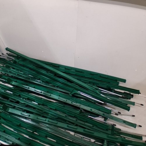 50PK STEP IN FENCE POSTS FOR WIRE FENCING OR ELECTRIC FENCE - 48" - GREEN image 4