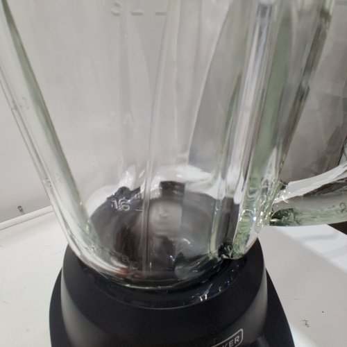 BLACK+DECKER DIGITAL BLENDER - 700W PEAK POWER - BLACK image 3