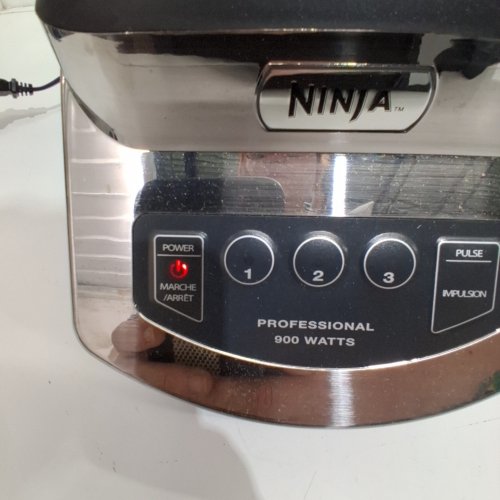NINJA PROFESSIONAL BLENDER - BLACK/SILVER - (NJ600WMC) image 2