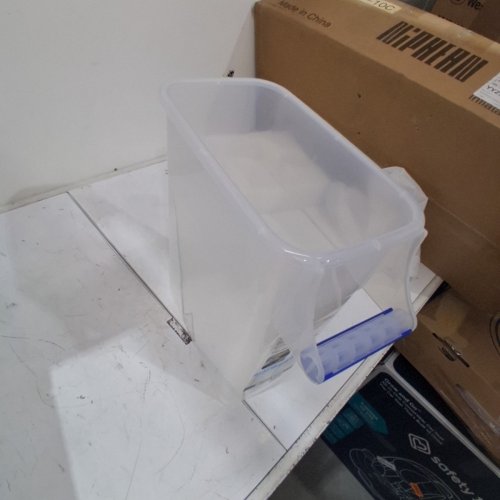 BROIL KING WOOD PELLET STORAGE BIN WITH HANDLE - 20LB CAPACITY - CLEAR (MODEL: 66900) image 3