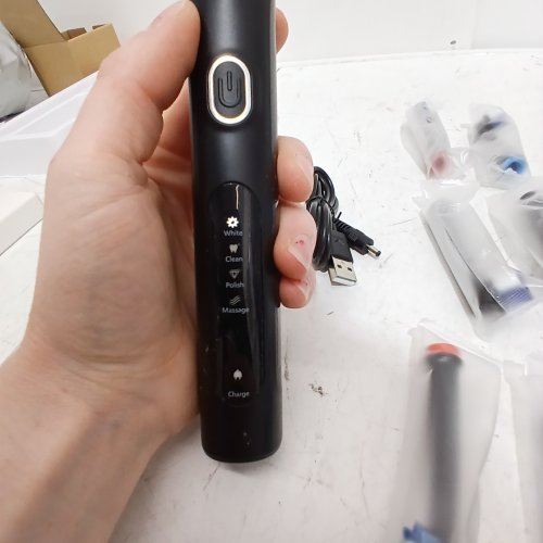 TEETHEORY ROTATING ELECTRIC TOOTHBRUSH WITH 8 BRUSH HEADS - BLACK - (MODEL: GE199) image 2