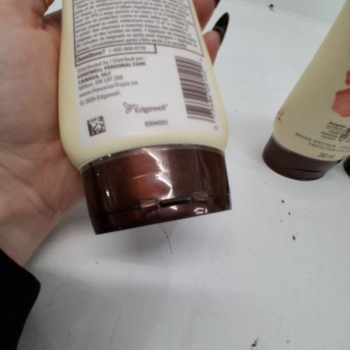 3 HAWAIIAN TROPIC SHEER TOUCH ULTRA RADIANCE OIL FREE SUNSCREEN - SPF50 - 240ML/EACH image 4