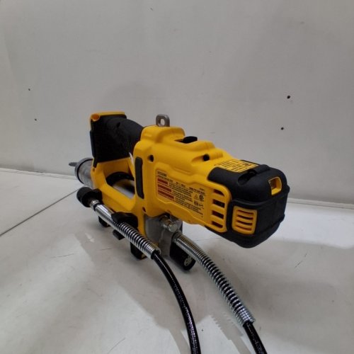DEWALT CORDLESS VARIABLE SPEED GREASE GUN *TOOL ONLY* - 20 V - 10000 PSI - YELLOW (MODEL: DCGG581) image 6