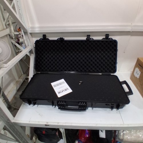 VEVOR HARD RIFLE CASE - 38" - BLACK image 4