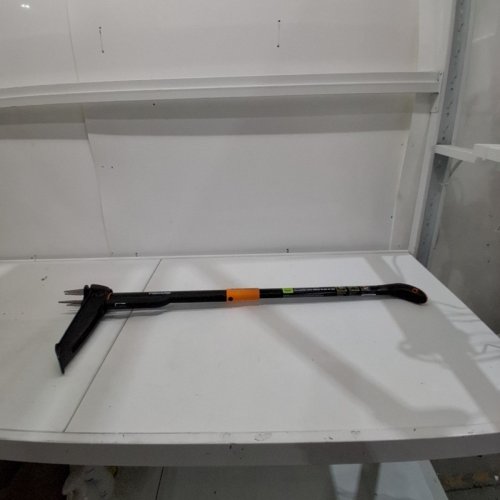 FISKARS DELUXE STAND-UP WEEDER image 2