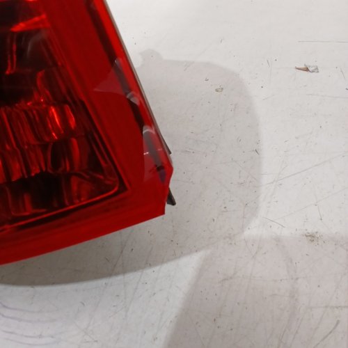EAGLE EYES DRIVER SIDE TAIL LIGHT ASSEMBLY - 2010-2015 HYUNDAI TUCSON - RED (MODEL: HY072-B000L) image 4