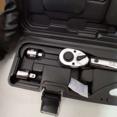 DUAL-DIRECTION 1/2" DRIVE CLICK TORQUE ADJUSTABLE TORQUE WRENCH SET WITH ADAPTERS EXTENSION ROD (MODEL: 18150FTLB) image 3