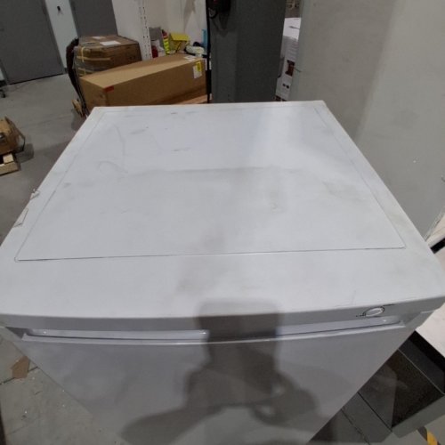 FRIGIDAIRE UPRIGHT FREEZER WITH 6 SHELVES - 6CU.FT - WHITE - (MODEL: FFUM0623AW) image 6