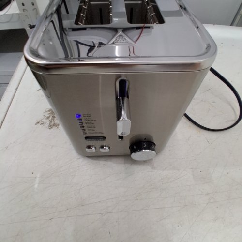 TOASTMASTER 2-SLOT TOASTER - 120 V - 900W - SILVER (MODEL: TM-265TSCN) image 2