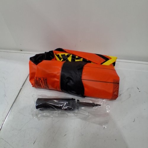 INTEX RECREATION EXPLORER 200 2-PERSON BOAT SET, 73" X 37" (MODEL: 58331EP) image 3