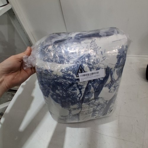 7PC DJY BOTANICAL REVERSIBLE MICROFIBER COMFORTER - KING - BLUE AND WHITE image 2