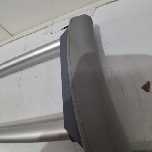 MEDLINE GUARDIAN STANDARD ALUMINUM ADJUSTABLE CRUTCHES - 5.2FT TO 5.10FT - ALUMINUM (MODEL: MDSV80535) image 3