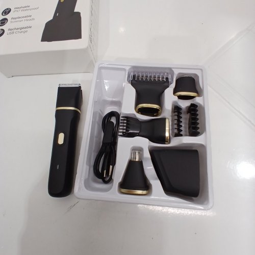 9PC WATERPROOF LPX7 ULTIMATE CORDLESS BODY HAIR TRIMMER GROOMING KIT - BLACK/GOLD - (MODEL: L6) image 3