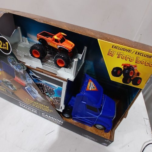 MONSTER JAM OFFICIAL 2-IN-1 TRANSFORMING HAULER PLAY SET WITH EXCLUSIVE EL TORO LOCO DIECAST MONSTER TRUCK TOY - 1:64 SCALE - MULTICOLOURED (MODEL: ‎6058257) image 3