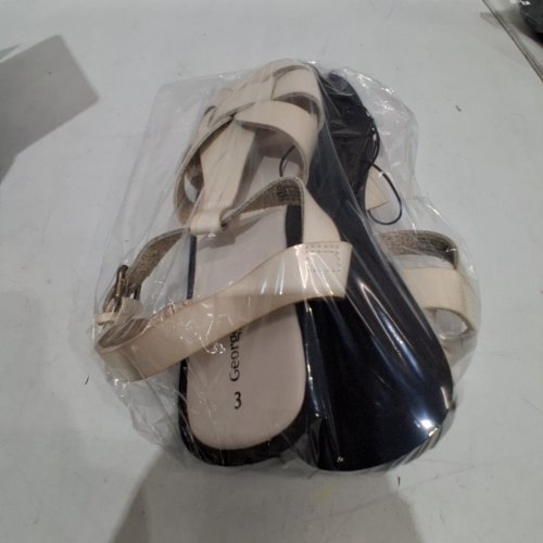 GIRLS GEORGE SANDALS - SIZE 3 - BEIGE image 6