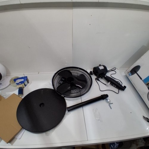 BLACK + DECKER STAND FAN WITH REMOTE - 16" DIAMETER - BLACK (MODEL: BFSR16B-01) image 3