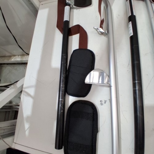 ADJUSTABLE ALUMINUM DRYWALL STILTS WITH PROTECTIVE KNEE PADS - 24" X 40" - BLACK (MODEL: HCST-24BK) image 3