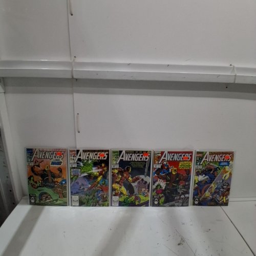 10 ASSTD MARVEL COMIC BOOKS - AVENGERS #326,327,328,331,336,337,338,339,340,342 - VARIOUS AUTHORS image 4