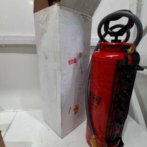 CHAPIN PROFESSIONAL INDUSTRIAL CONCRETE OPEN HEAD PUMP SPRAYER - 3.5GAL - RED/BLACK (MODEL:19494) image 5