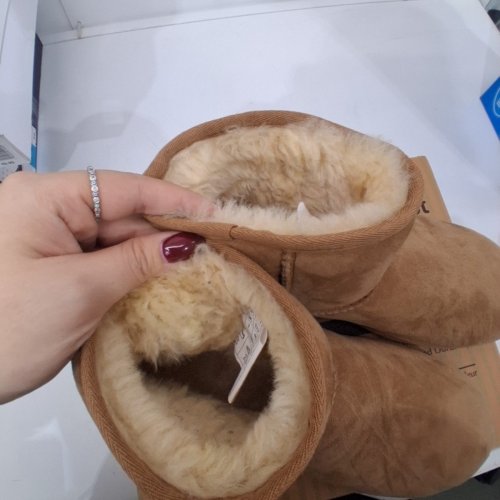 WOMEN'S KIRKLAND SIGNATURE SHEARLING BOOT - SIZE 9 - TAN (MODEL: 7771757) image 3