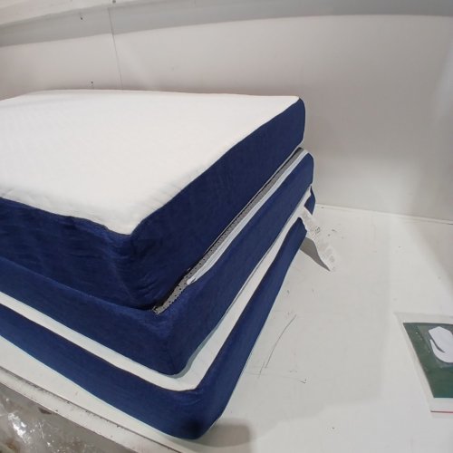 4" TRIFOLD MATTRESS - TWIN - WHITE/BLUE image 3